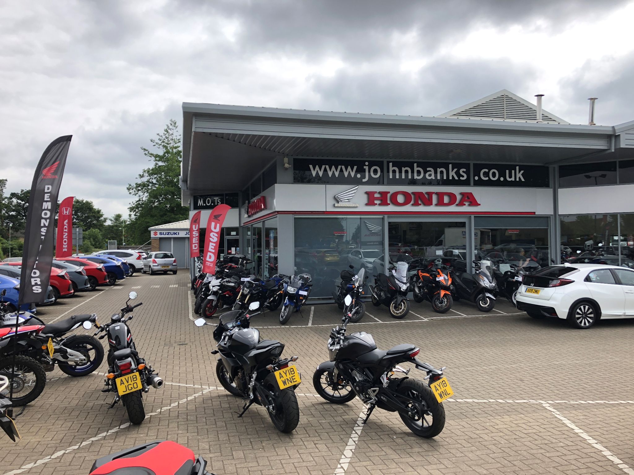 Nearest honda 2024 bike showroom